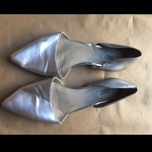 Vera Wang Silver Wedding Shoes